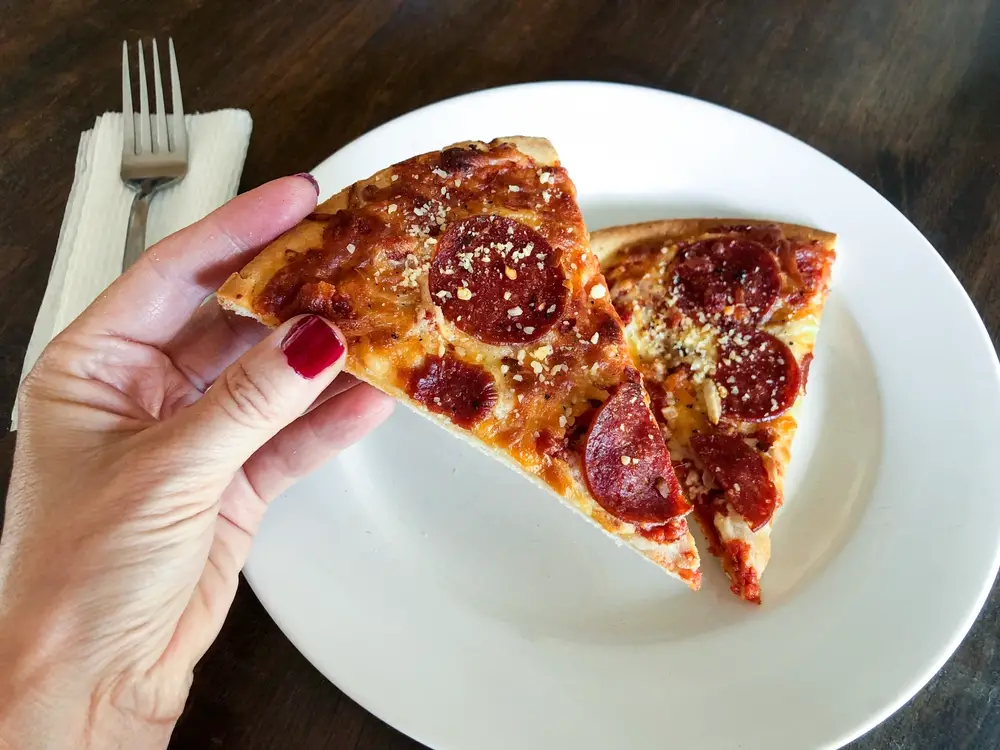 How Many Carbs Are In A Slice Of Pizza?